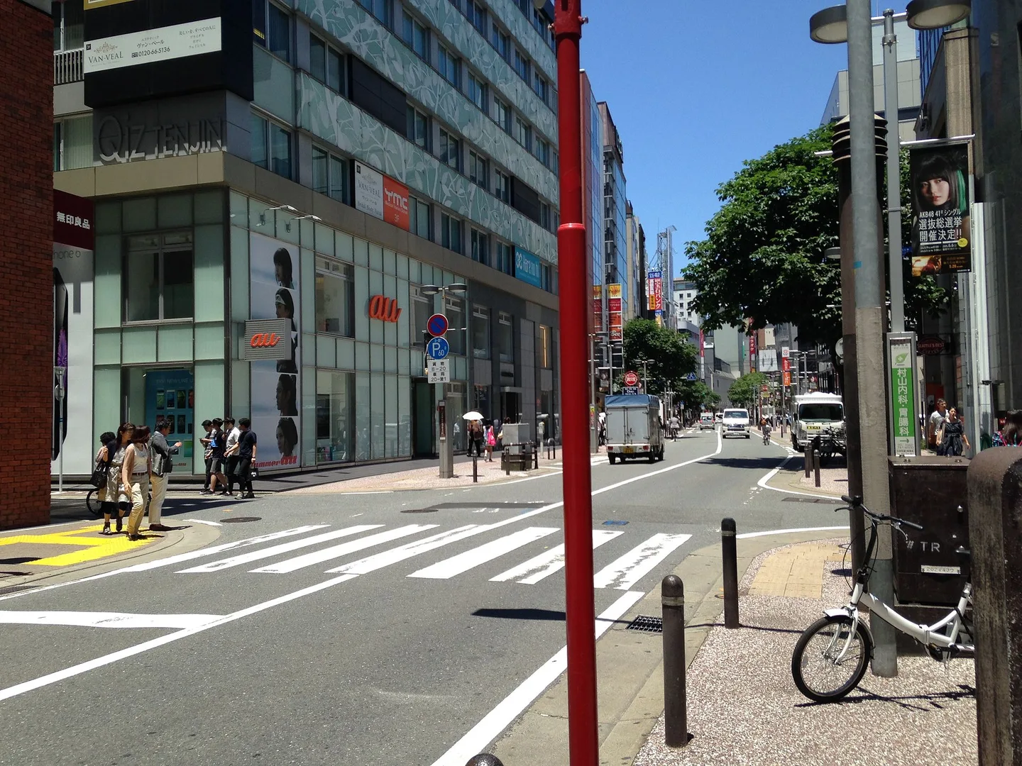 Tenjin's Nishi-dori street in the daytime