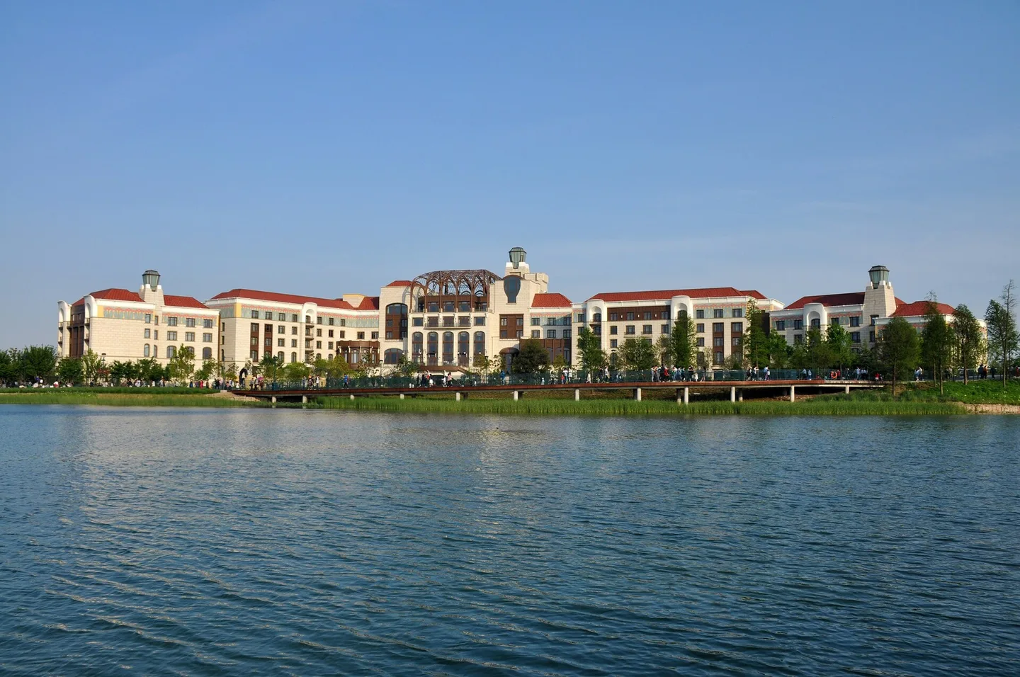 Shanghai Disneyland Hotel seen across the lake